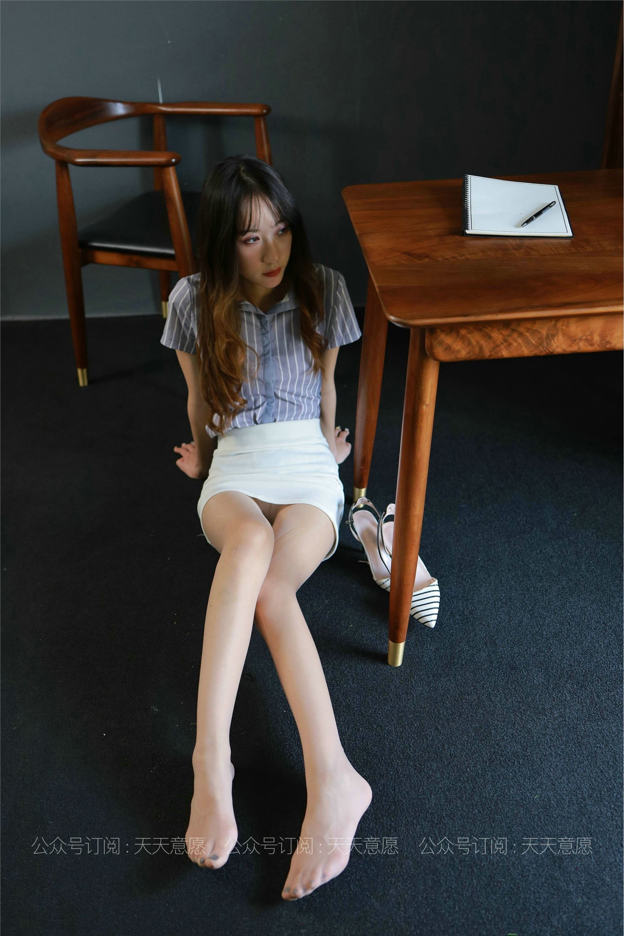 IESS异思趣向  2021.06.11 丝享家829：怡怡《长腿实习生》